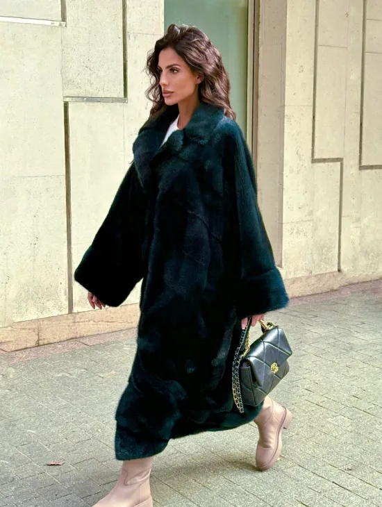 Женская шуба из меха норки в стиле «Oversize» (больших размеров) - фото 0