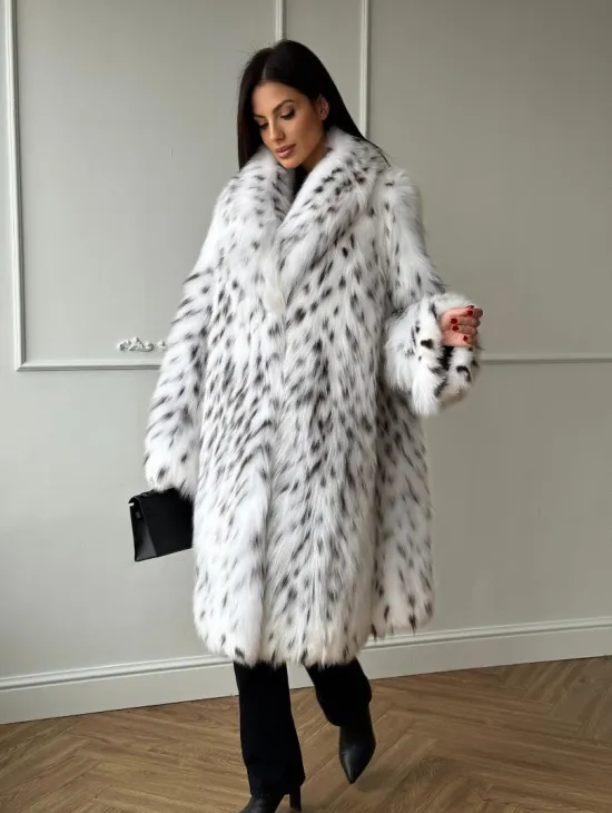Манто из меха аукционной кристальной лисы (реплика канадской рыси) - фото 6