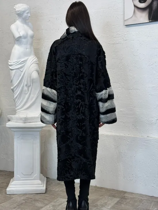 Шуба из меха афганского каракуля с отделкой из щипаной норки под шиншиллу - фото 5