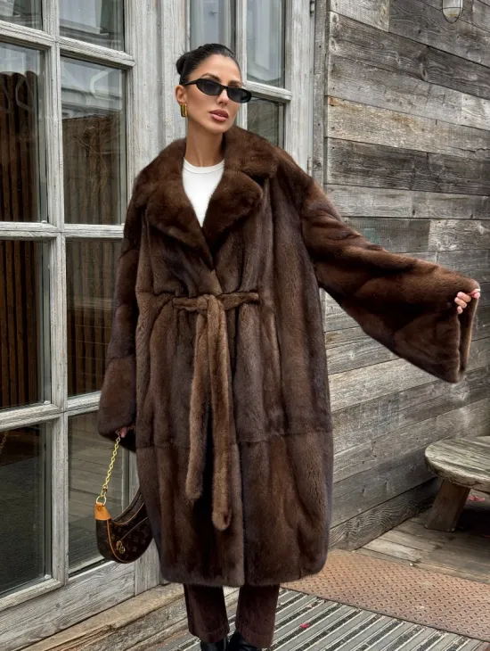 Шуба - кимоно Chic Fashion из норки орех с английским воротником - фото 8