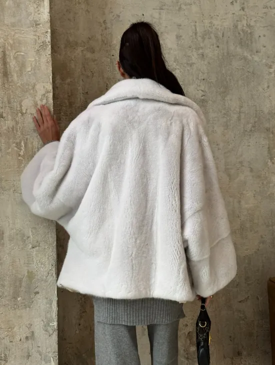 Шуба автоледи из импортной плюшевой норки White с английским воротником - фото 7