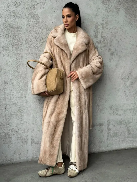 Длинная норковая шуба пастель - фото 6