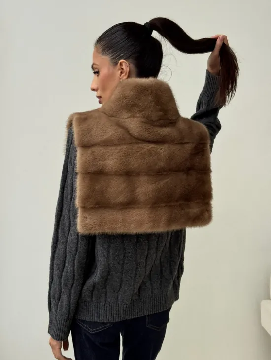 Бежевая норковая манишка - фото 3