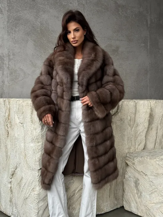 Шуба из куницы средней длины - фото 6