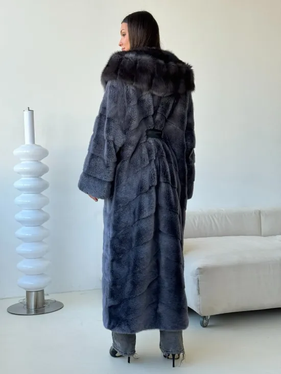 Длинная норковая шуба с куницей капюшон - фото 10