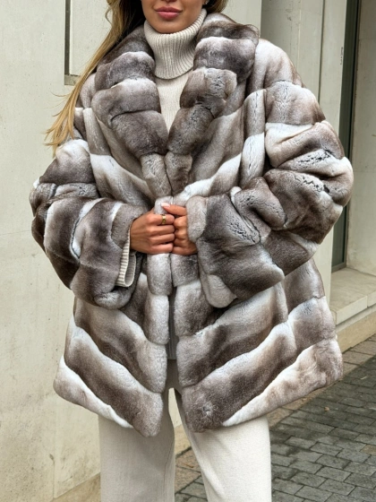 Шуба из меха шиншиллового кролика PREMIUM COLLECTION - фото 2