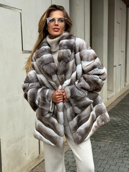 Шуба из меха шиншиллового кролика PREMIUM COLLECTION - фото 4