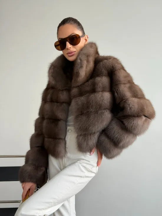 Короткая шуба из куницы - цвет трюфель - фото 11