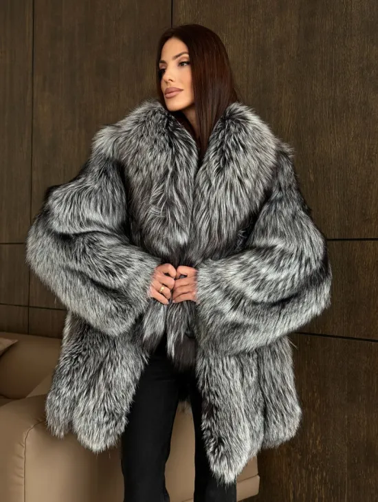 Женская шуба из чернобурки - фото 7
