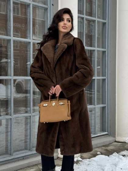 Шуба из меха норки в натуральном цвете под соболь - фото 7